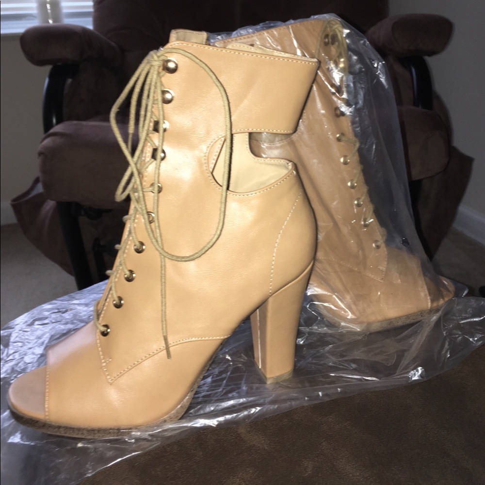 Wild diva ankle boots, peek-toe, size 6.5. NWOT